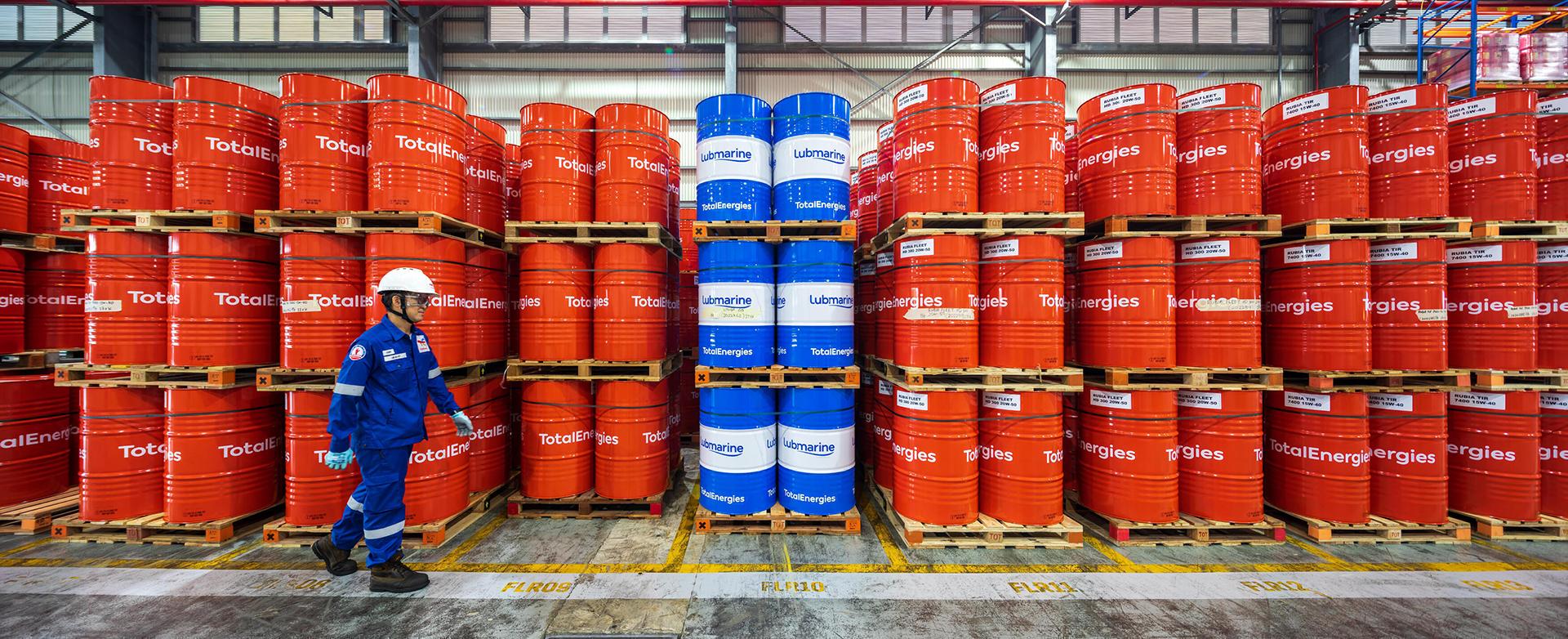 lubricants drums storage area